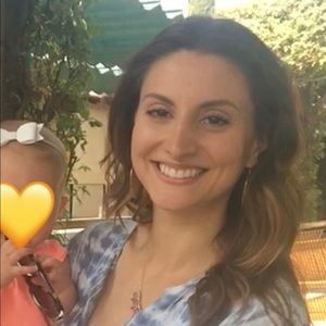 Meet your Posher, Elana